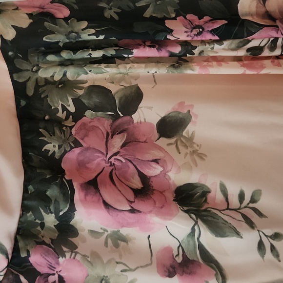 Floral One-Shoulder Gown - Picture 5 of 12